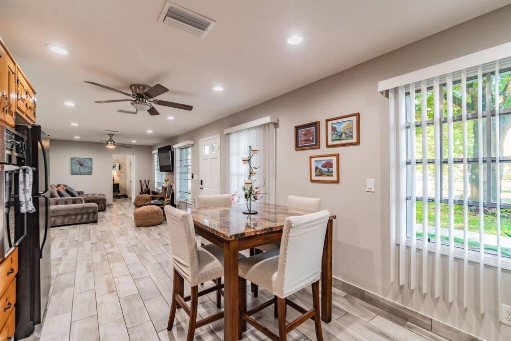 Town 'N' Country Cozy Corner, Your Florida Fun Hub Βίλα Τάμπα Εξωτερικό φωτογραφία